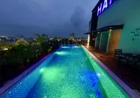 HANSA- A Premium Residence - Pools