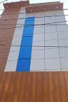 Airport Hotel Classic Crowne فنادق في 