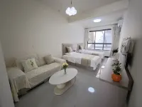 Huajian Xiaoyuan Homestay - con vista montagne