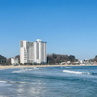OceanStay E7 INN-The City jukdo Отели рядом с достопримечательностью «Пляж Джукдо»