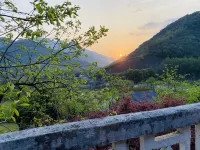 Muge Shanju Hostel (Shaoxing Fuzhishan) Hotel di Distrik Shangyu