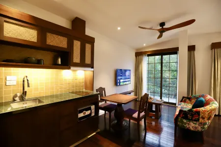 Maison Nha - Boutique Apartment (51 QK) Отели рядом с достопримечательностью «Тай»