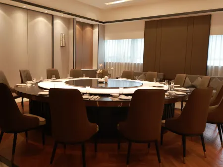 Winning Hotel Отели рядом с достопримечательностью «Qinzhou University Xianghuiyuan Campus»