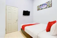 Hotel O Prawirotaman Near Keraton Yogyakarta Formerly Paris Guesthouse