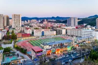 Shengyi Business Hotel - vue sur la montagne