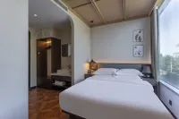 Yuelan Hotel (Jinghe Ecological Park)