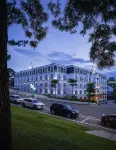Golden Imperial Hotel