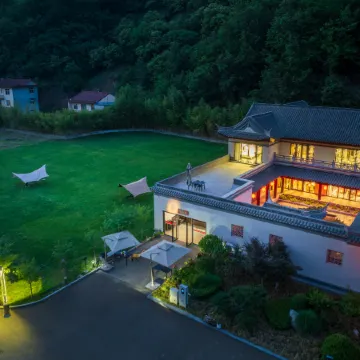 Zhashui Horse House Guesthouse