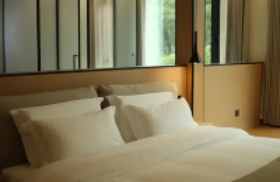 Qingcheng Mountain Lanting Mountain House