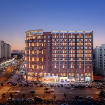喆曼飯店（呼和浩特體育場地鐵站店） 呼和浩特体育场附近的飯店