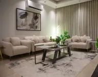 Luxurious two-bedroom apartment compound Al Malqa district โรงแรมใน