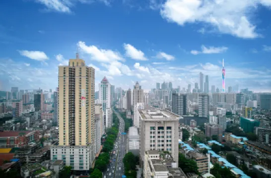 宜尚PLUS酒店（廣州動物園區莊地鐵站店） 鄰近東山百貨大樓的酒店