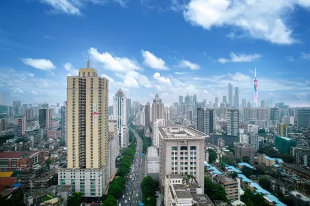 Echarm Plus Hotel（Guangzhou Yuexiu Ouzhuang Station Branch） Отели рядом с достопримечательностью «Mao Zedong's Former Residence Relic Site»