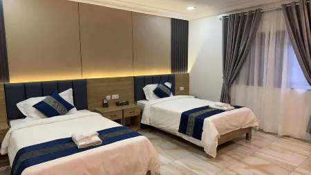 Star Wish Business Hotel