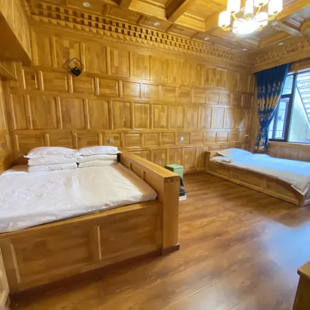 Diebu River Riyun Shang Tibetan-style Homestay