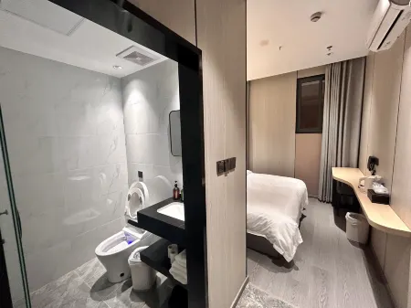 Dijia Hotel Отели рядом с достопримечательностью «Sanyuan Palace (in Guangfulin Site)»