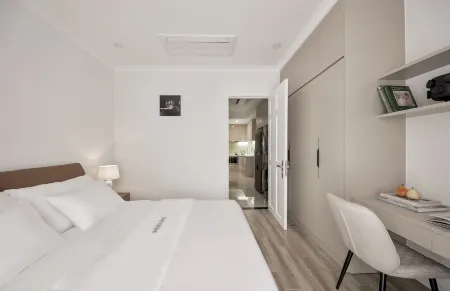 Hoang Dung Hotel and Apartment by THC Group Отели в г. Thuận An