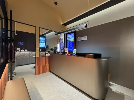 Husha esports hotel (Jinhui Longhu Tianjie branch) Отели рядом с достопримечательностью «Er Yan Temple»