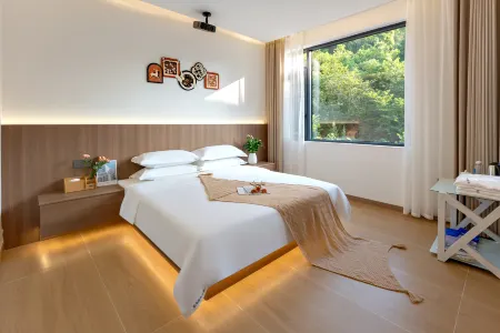 Panshan Yunlus Homestay (Huangguoshu Waterfall Scenic Area Store) Отели в г. Гуанлин