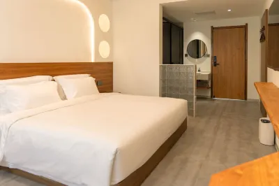 Tianshui Zhiqing Hotel (Maiji Mountain Scenic Area) Hotels near Maijishan Cave-Temple Complex