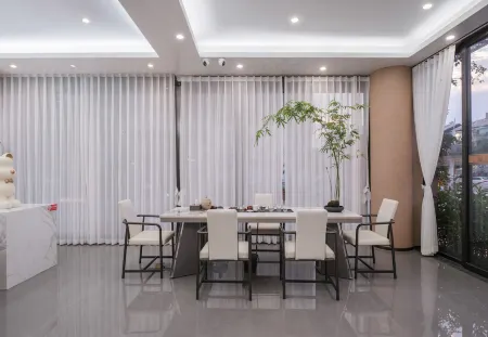 Mengzi Xiado Hotel (Nanhu Park) Отели рядом с достопримечательностью «Honghe College»