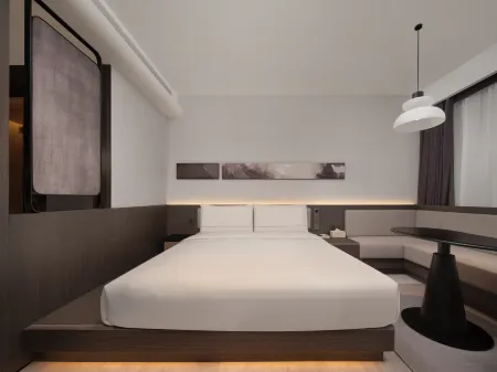 Xi'an Hi-tech artificial intelligence Industrial Park Atour Hotel Отели рядом с достопримечательностью «Sakura Square»