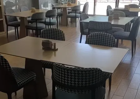 Tianyi Yiyuan Hotel  (Jiefangbei Hongyadong)