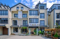 Wuzhen Youjian Huakai Star Villa (Xizha Scenic Area)  호텔