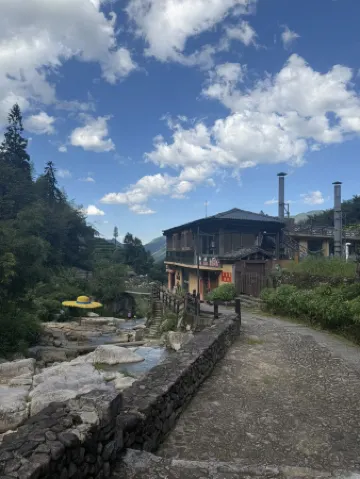 Yunhe Terrace Yunxi Homestay (Baiyingu Scenic Area Shop)