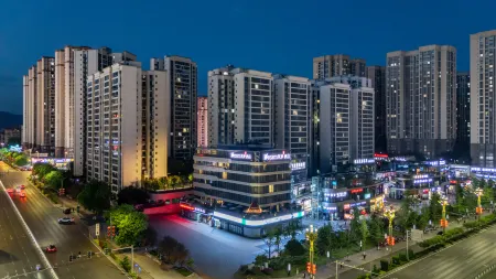 Huangteng Zhumeng Hotel