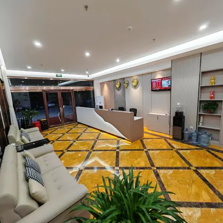 TongLinBaiYun  Hotel