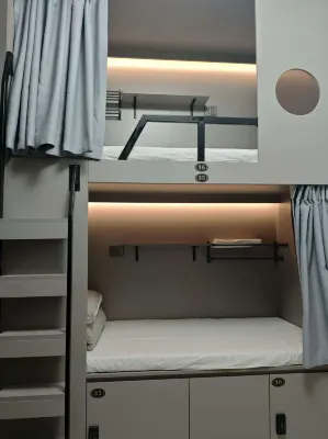 Zhanjiang Meiyun Hostel (Fishing Port Park Seaview Corridor)