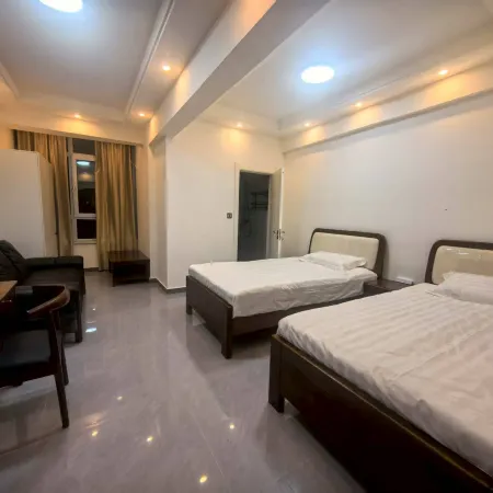 Nenjiang Jiayi Express Hotel