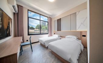 Feike Apartment (Nanjing Andemen Metro Station) - Hizvo