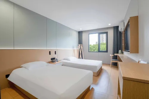 New Mileage Hotel (Wuxi Nanzhang Street & Nanchan Temple Branch)
