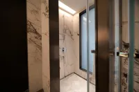 Madison Hotel Ganzhou  (The Mixc) - 4-Star
