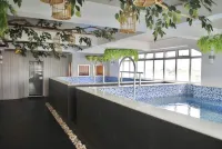 Selah Pods Hotel Manila - spa