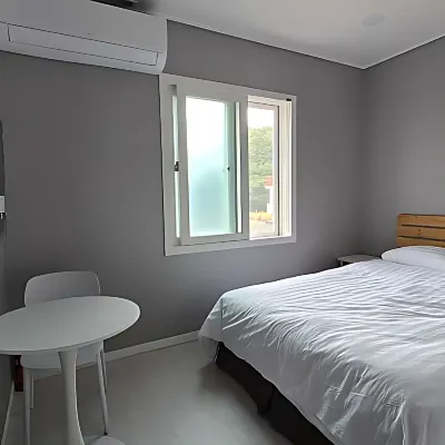 Cozy Stay Jeju, Dormitory Hotels near Chilsungro Shopping Town