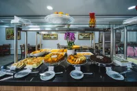 金色公園飯店庫裡提巴 by Nacional Inn