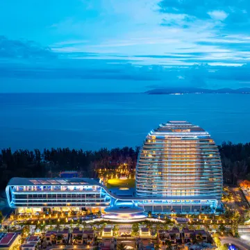 Hainan Sangem Moon Hotel 