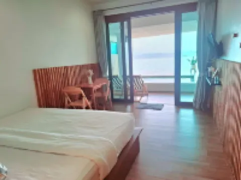 อกินะบีช รีสอร์ท เกาะล้าน