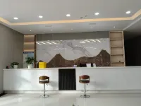 Burqin Anzhitinglan Holiday Hotel - 2-Star