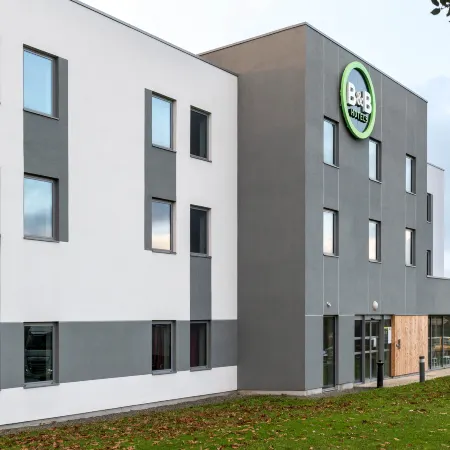 B&B Hotel Laval Ouest