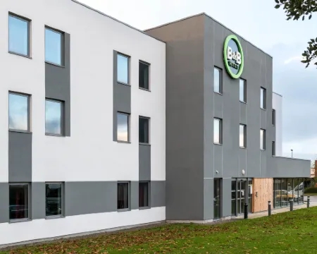 拉瓦勒民宿酒店 拉瓦勒酒店