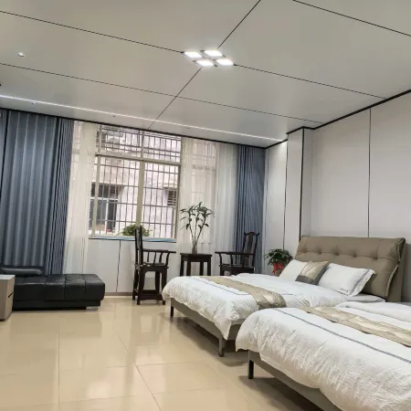 Dongxing Bangbangbing Homestay (Guomen Scenic Area Port)