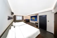 Youran Smart E-sports Apartment (Harbin West Station Xicheng Red Square) - Esports