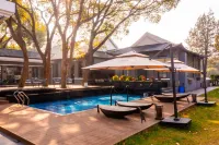 UrCove By Hyatt Nanjing Zhongshanling Resort - Pools