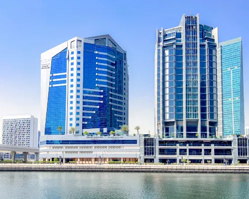 Grand Mercure Business Bay Hotels near Al Safa