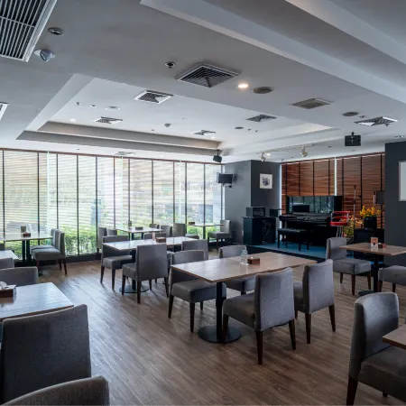 Le Cassia Hotel Отели рядом с достопримечательностью «Туек Ком»