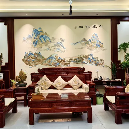 Weiwei Homestay (Yi Taihang Water Town)